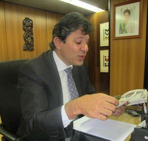 Nota média do Enem sobe dez pontos em relação ao ano anterior, diz MEC Nota média do Enem sobe dez pontos em relação ao ano anterior, diz MEC