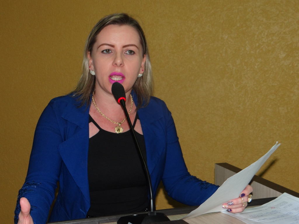 Destinação de recursos para Saúde Pública recebe atenção da vereadora Janete Vereadora de Amambai, Janete Córdoba (PSDB) Foto: Moreira Produções