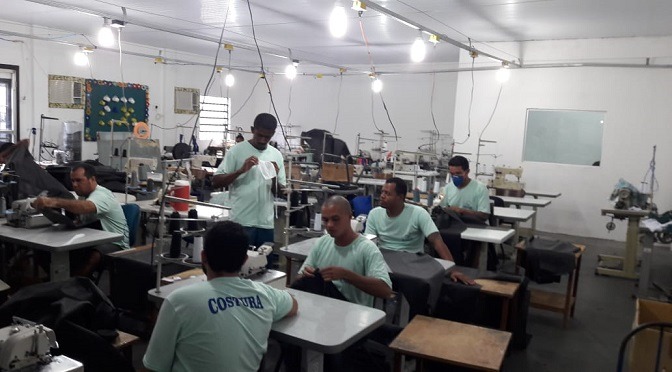 Presídios de MS produzem materiais para hospitais na luta contra o coronavírus Fotos: Divulgação