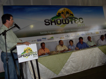 Questão fundiária marca discurso de autoridades no último dia do Showtec 2011