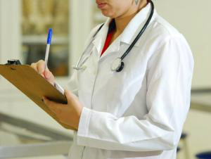 UnB sugere mudanças no Programa Mais Médicos O aumento de seis para oito anos na grade curricular do curso de medicina foi um dos pontos questionadas pela comissão.(Secretaria de Estado de Saúde de Alagoas / saude.al.gov.br)