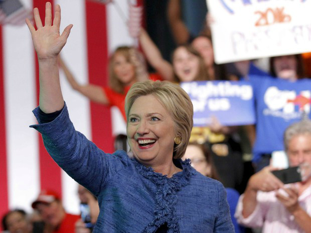 Pesquisas dão grande vantagem a Hillary Clinton nas primárias de Nova York Pesquisas dão grande vantagem a Hillary Clinton nas primárias de Nova York