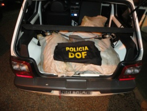 Droga estava escondida em porta-malas