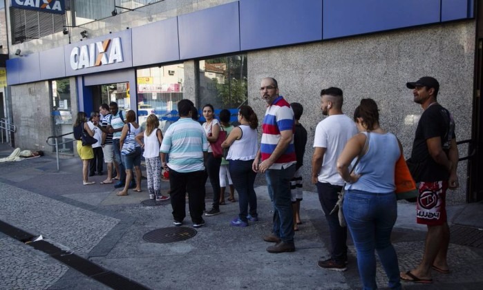 Agências da Caixa abrem neste sábado para saque da conta inativa do FGTS Foto: Divulgação