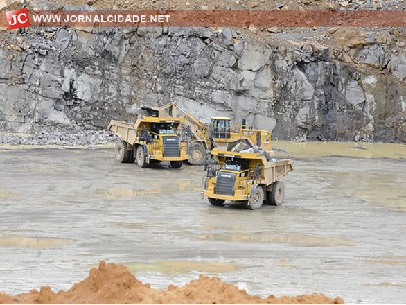 TRF1 determina paralisação das obras de Belo Monte