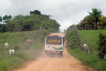 Governo do Estado reajusta valores para transporte escolar Governo do Estado reajusta valores para transporte escolar