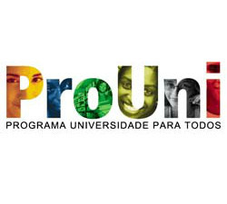 O ProUni concede bolsas de estudo integrais e parciais nas instituições privadas de ensino superior