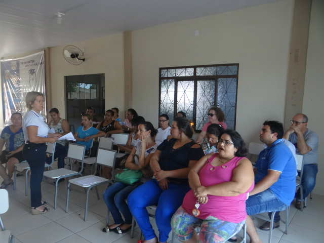 Reunião com grupo de servidores da rede estadual de ensino.Moreira Produções / Assessoria de Comunicação
