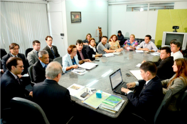 Estado implanta Projeto Justiça Restaurativa nas Escolas Estaduais