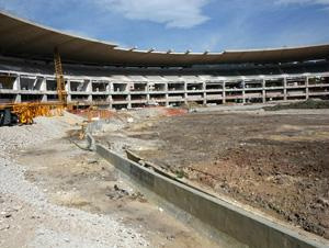 Mesmo com greve, governo diz que obras do Maracanã estão em dia