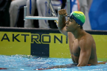 Nova geração da natação tem Jogos da Juventude como preparação para Rio 2016