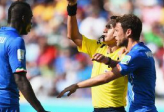 Justiça manda Fifa parar jogo se calor atingir 32° Justiça manda Fifa parar jogo se calor atingir 32°