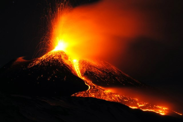 9 vulcões ativos colossais que vão te surpreender 9 vulcões ativos colossais que vão te surpreender