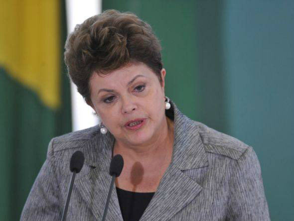 Dilma sanciona com vetos lei que define regras para TV paga
