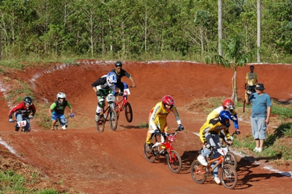 Luciney cobra da Prefeitura de Amambai construção de Pista de Bicicross Pista de Bicicross na cidade de Sidrolândia / Foto: Divulgação
