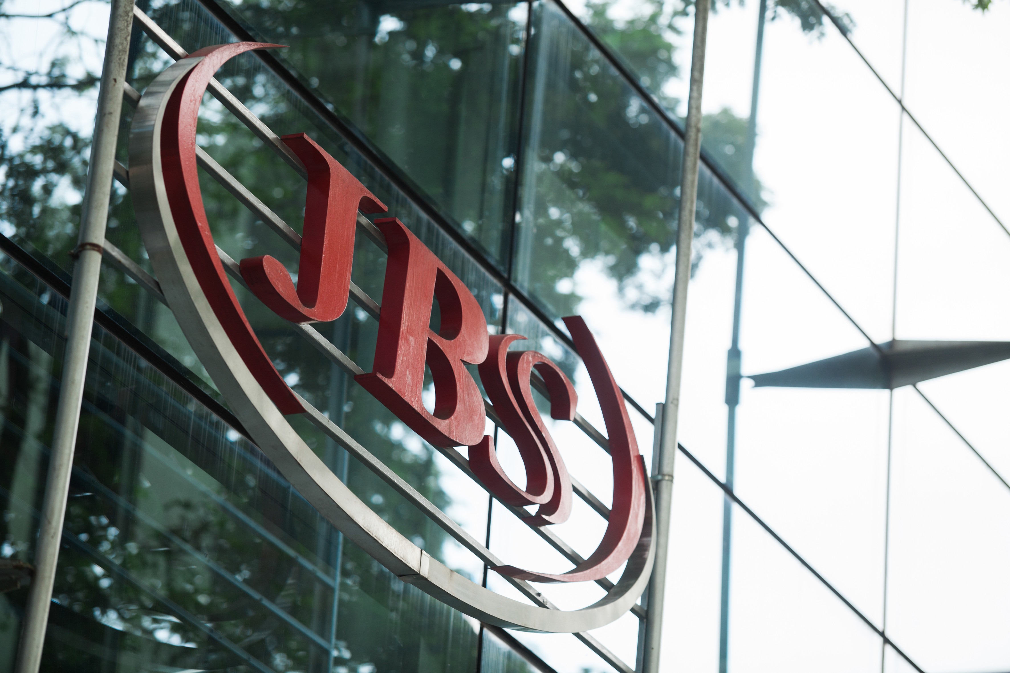 JBS oferece mais de 500 vagas em MS JBS oferece mais de 500 vagas em MS