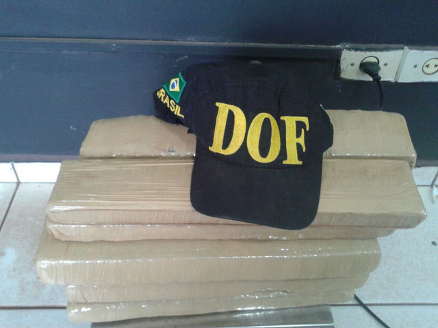 DOF apreende adolescente transportando droga em ônibus em Amambai