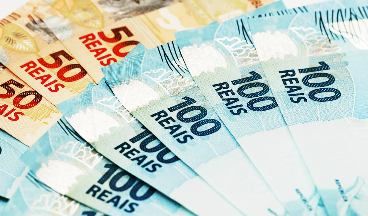 Dieese: pagamento do décimo terceiro salário traz R$ 197 bilhões para a economia Foto: Divulgação