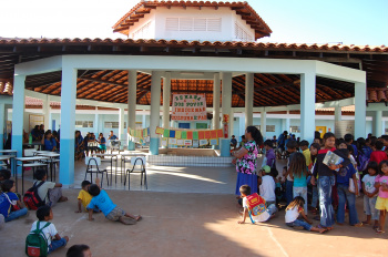 A Escola Guarani é a mais nova da rede de Amambai, foi fundada em 2005.