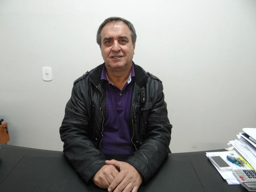 Vândalos depredam academia de saúde em Amambai Secretário de Serviços Urbanos, José Luiz Karasek / Foto: Moreira Produções