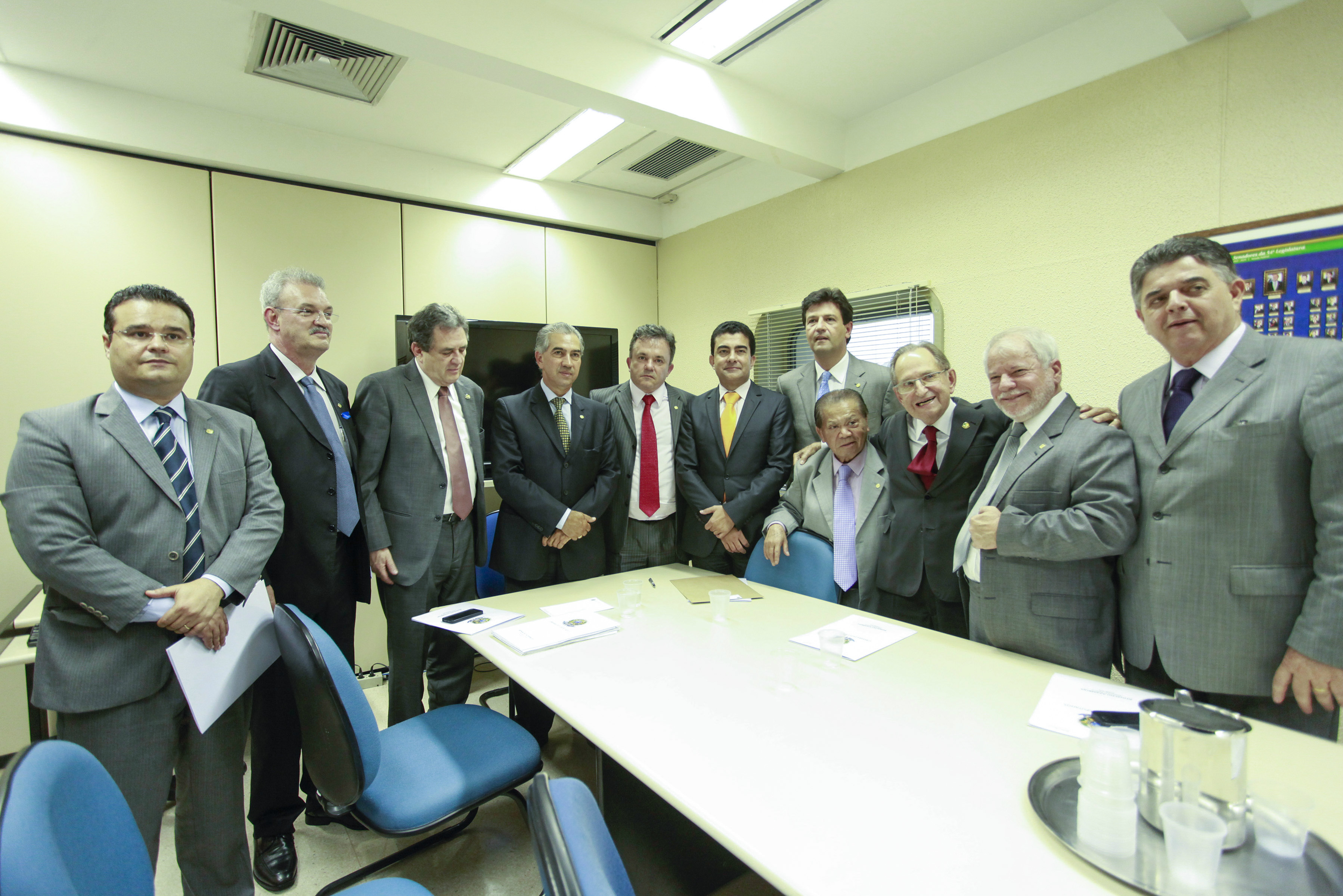 Geraldo reafirma apoio a Reinaldo por compromissos com o interior Geraldo Resende em reunião da bancada federal com o governador eleito Reinaldo Azambuja, em Brasília / Foto: Ricardo Minella