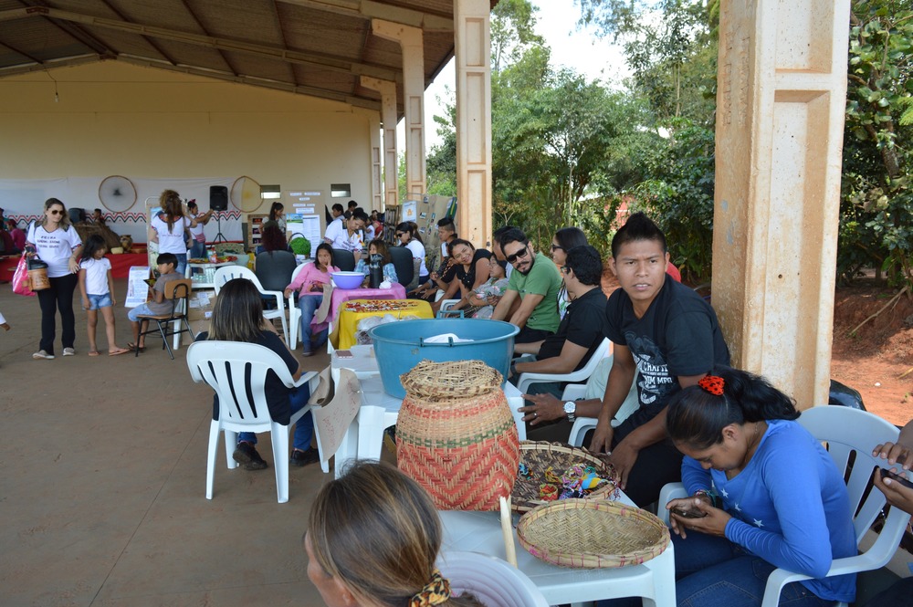 Feira Tekoha Guapoy quer dar mais visibilidade aos indígenas de Amambai A feira aconteceu no último sábado / Foto: Moreira Produções