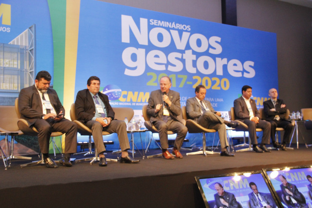 Prefeitos eleitos de MS participam do Seminário Novos Gestores em Brasília O evento foi promovido pela CNM (Confederação Nacional de Municípios), em Brasília / Foto: Williams Araújo