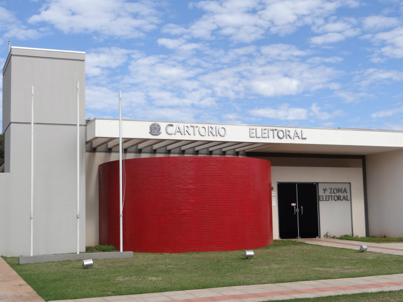 Fachada da sede do Cartório Eleitoral de Amambai / Foto: Moreira Produções