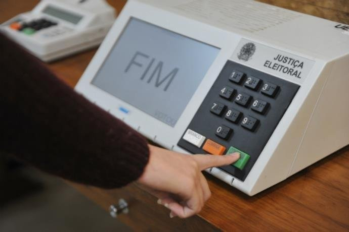 Cerca de 25 mil eleitores amambaienses estão aptos para votar neste domingo (7)