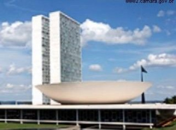 Câmara terá que decidir sobre posse de suplentes de coligações