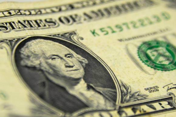 Dólar abre em baixa após votação do impeachment Dólar abre em baixa após votação do impeachment