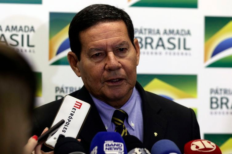 A empresários alemães, Mourão reafirma compromisso com Amazônia O presidente em exercício, Hamilton Mourão, reafirmou, em Natal, o compromisso do governo brasileiro com a preservação da Amazônia (Arquivo/Valter Campanato/Agência Brasil)