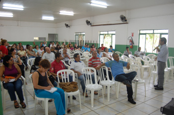 Professores de Amambai realizam reunião no Sindicato Professores de Amambai realizam reunião no Sindicato