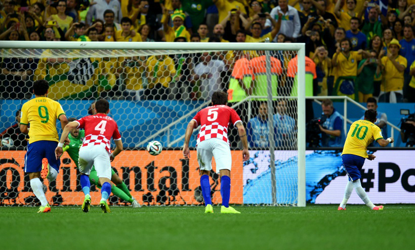 Primeiras rodadas da Copa têm média de quase três gols por jogo Neymar converte pênalti diante da Croácia: como empatou em 0 x 0 com o México, Brasil tem média menor que a da competição, com 1,5 gol por partida