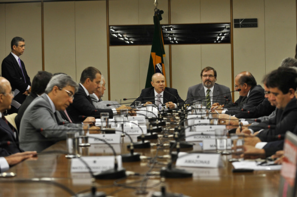 Governo anuncia aumento de R$ 42,2 bi no limite de endividamento dos estados