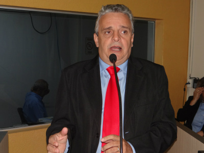 Roberto Protético quer instalação do projeto Caravana da Saúde em Amambai Vereador de Amambai, Roberto Protético (PSD)Foto: Moreira Produções