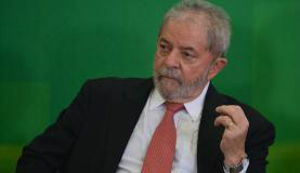 Defesa de Lula entra na Justiça contra delegado da Polícia Federal Luiz Inácio Lula da Silva Arquivo/Agência Brasil