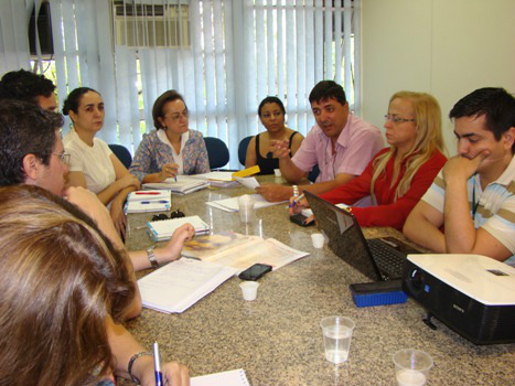 Fetems realiza reunião com a secretária de Educação