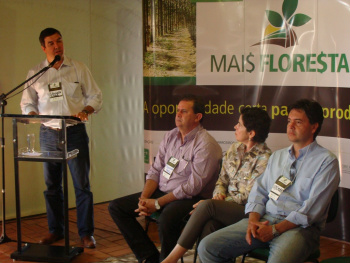 Cultivo de florestas é alternativa rentável para produtor rural Cultivo de florestas é alternativa rentável para produtor rural