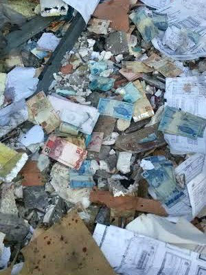 Cédulas depredadas foram recolhidas após crimeFoto: Polícia Civil de MS / Divulgação