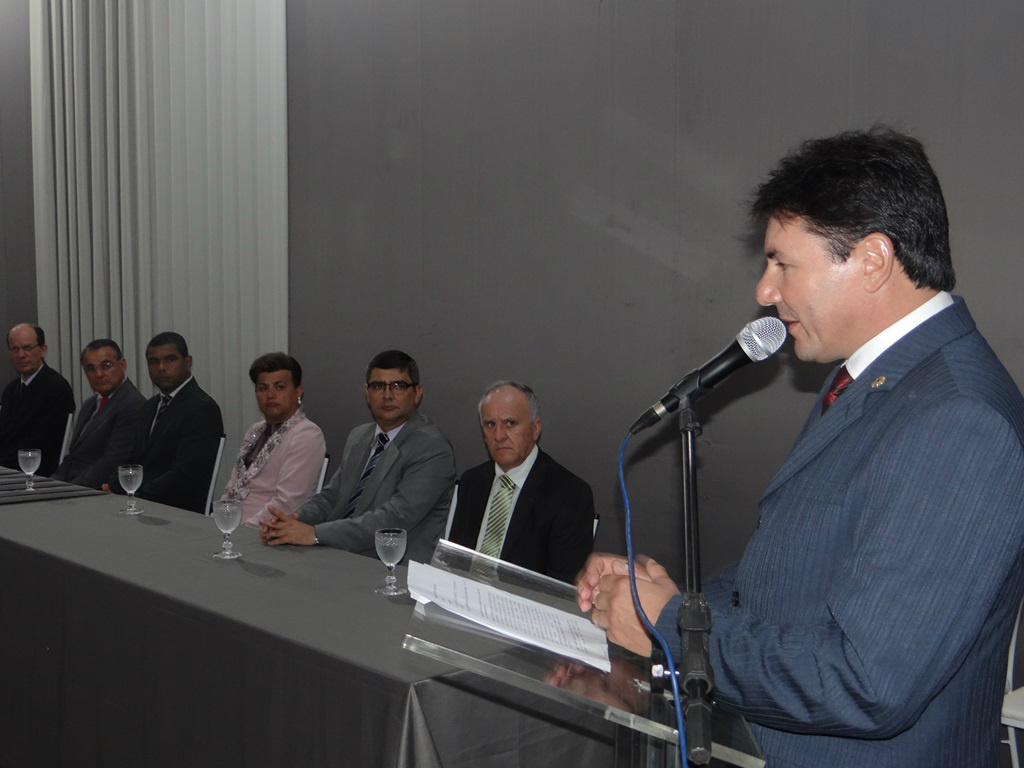 Presidente da Coamo recebe título de Cidadão Honorário de Amambai O presidente do legislativo de Amambai, Jaime Bambil. / Foto: Moreira Produções