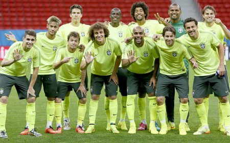 Brasil busca se reafirmar em jogo contra Camarões Brasil busca se reafirmar em jogo contra Camarões