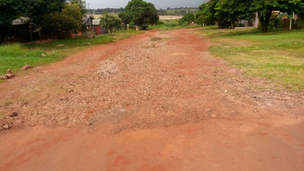 Pavimentação asfáltica na rua Francisco Cerejo Neto é uma das reivindicações feitas pelo vereador Geverson Vicentim / Foto: Assessoria
