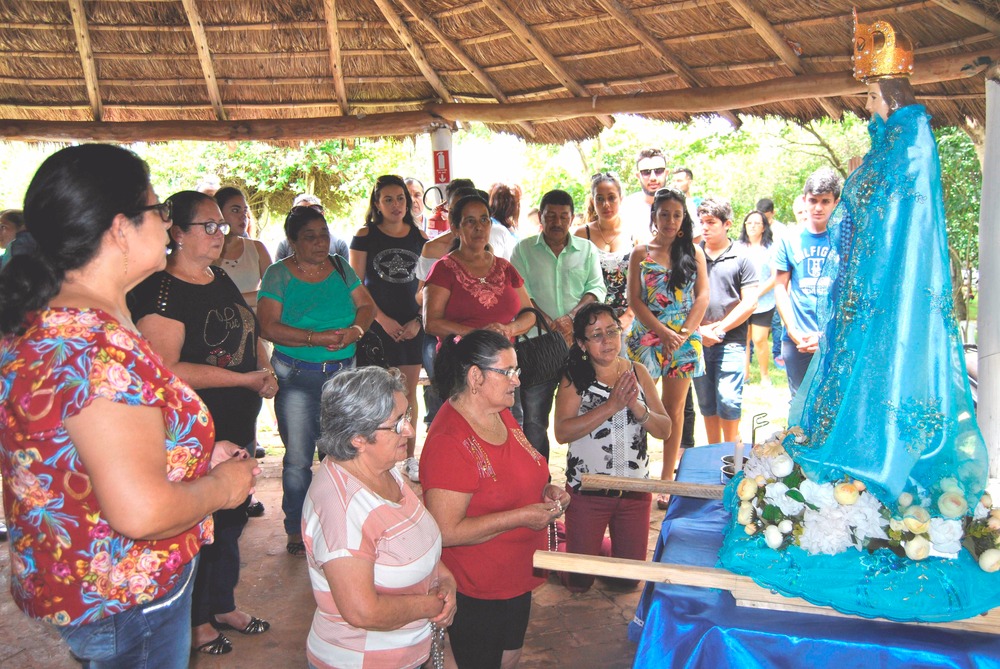 Momento de oração marcou o dia de festividade / Foto: Moreira Produções