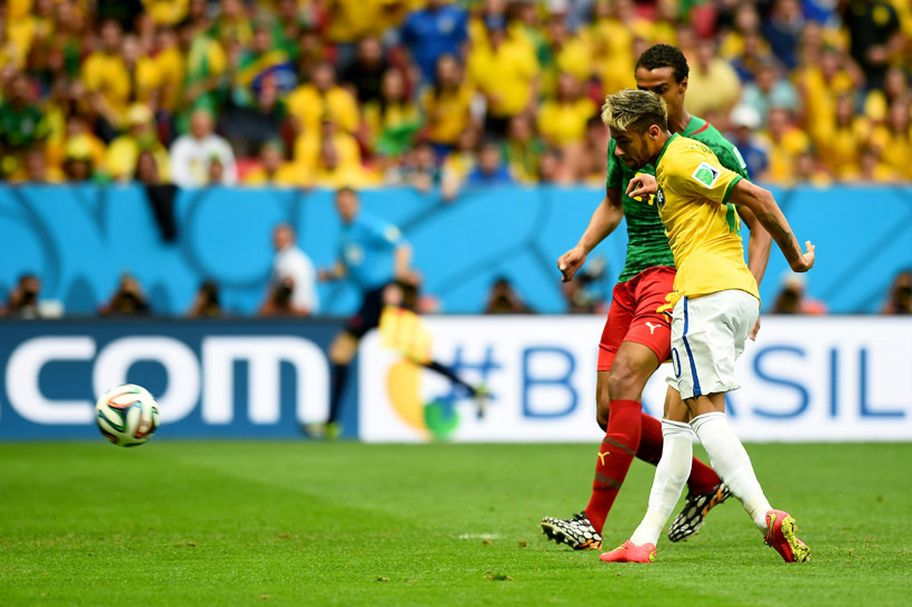 Seleção Brasileira faz 4 x 1 em Camarões e enfrenta o Chile nas oitavas de final
