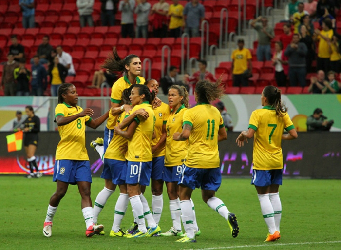Brasil terá seleção permanente de futebol feminino até as Olimpíadas