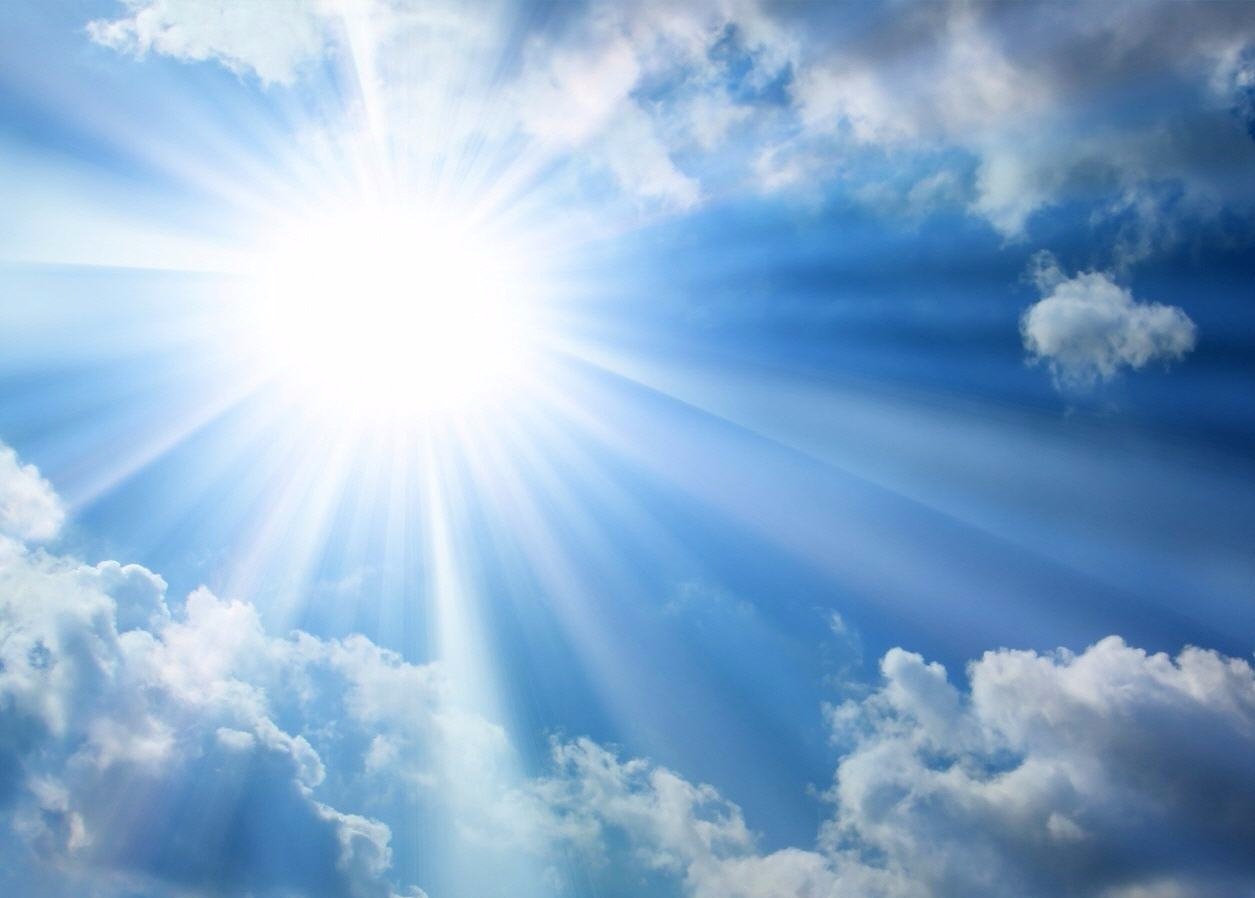 Calor predomina e meteorologistas alertam para baixa umidade do ar Calor predomina e meteorologistas alertam para baixa umidade do ar