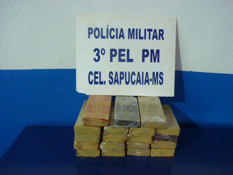 PM apreende maconha em terreno baldio de Cel. Sapucaia