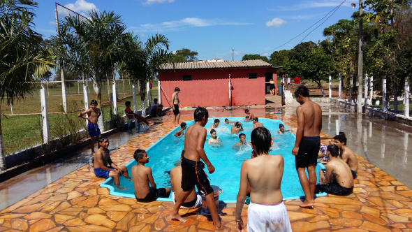 União Esporte Clube realiza confraternização com alunos da escola de futebol Cerca de 40 garotos participaram da confraternização, realizada no sábado (11) / Foto: Divulgação