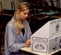Política era barbárie para ter participação feminina, explica jurista